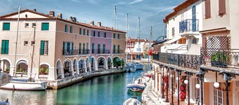 Villa sea view - pool - 3 bedrooms - 6pers- air-conditioned - quiet - not overlooked