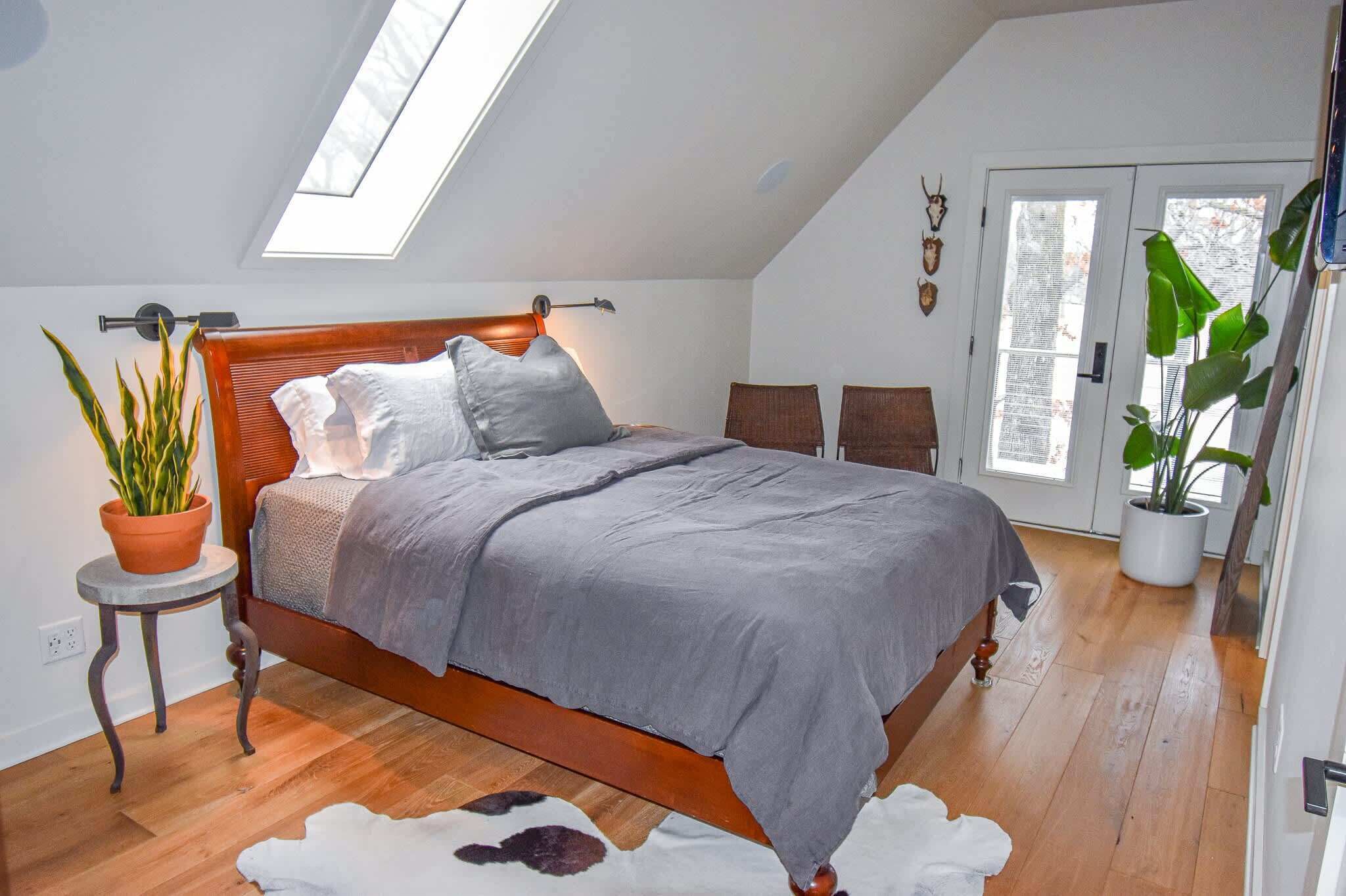 2 chambres, fer et planche à repasser, Wi-Fi, draps fournis