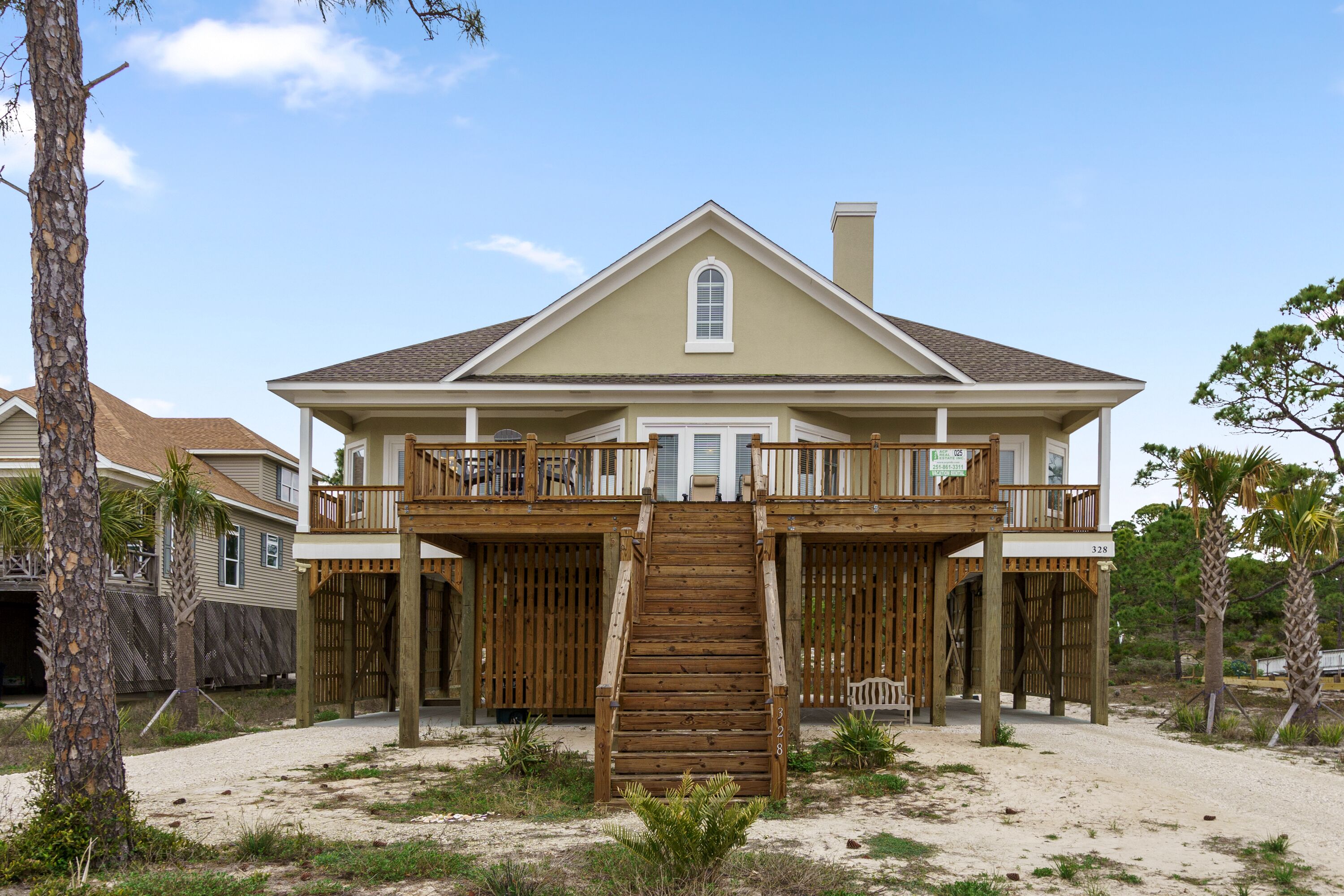 The Sanderling - Family Friendly Large Gulf View Home in Gated Community