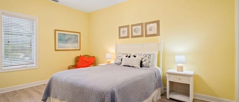 5 bedrooms, WiFi, bed sheets