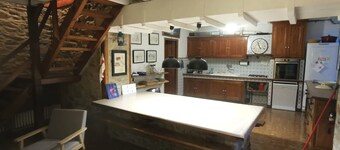 Family house with sea view sleeps 7 (possible 6 more in adjoining house)