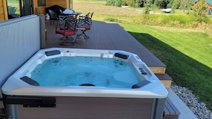 Bain à remous extérieur