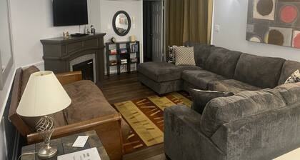 E103 · Winterplace Ski in Ski out condo First floor -E103