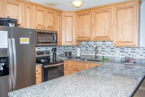 Winterplace D104 Ski in Ski out condo First floor