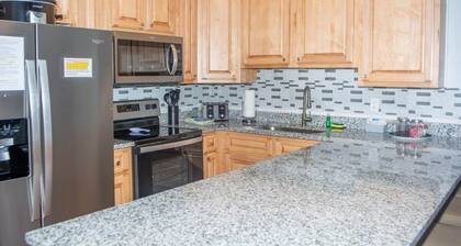 Winterplace D104 Ski in Ski out condo First floor