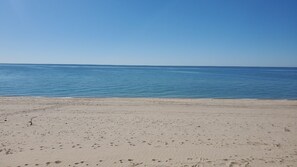 Tæt på stranden