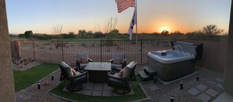 Spectacular House located on Del Lago Golf Course
