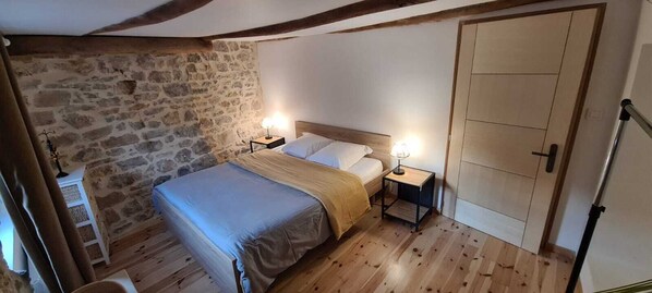 3 habitaciones y wifi gratis