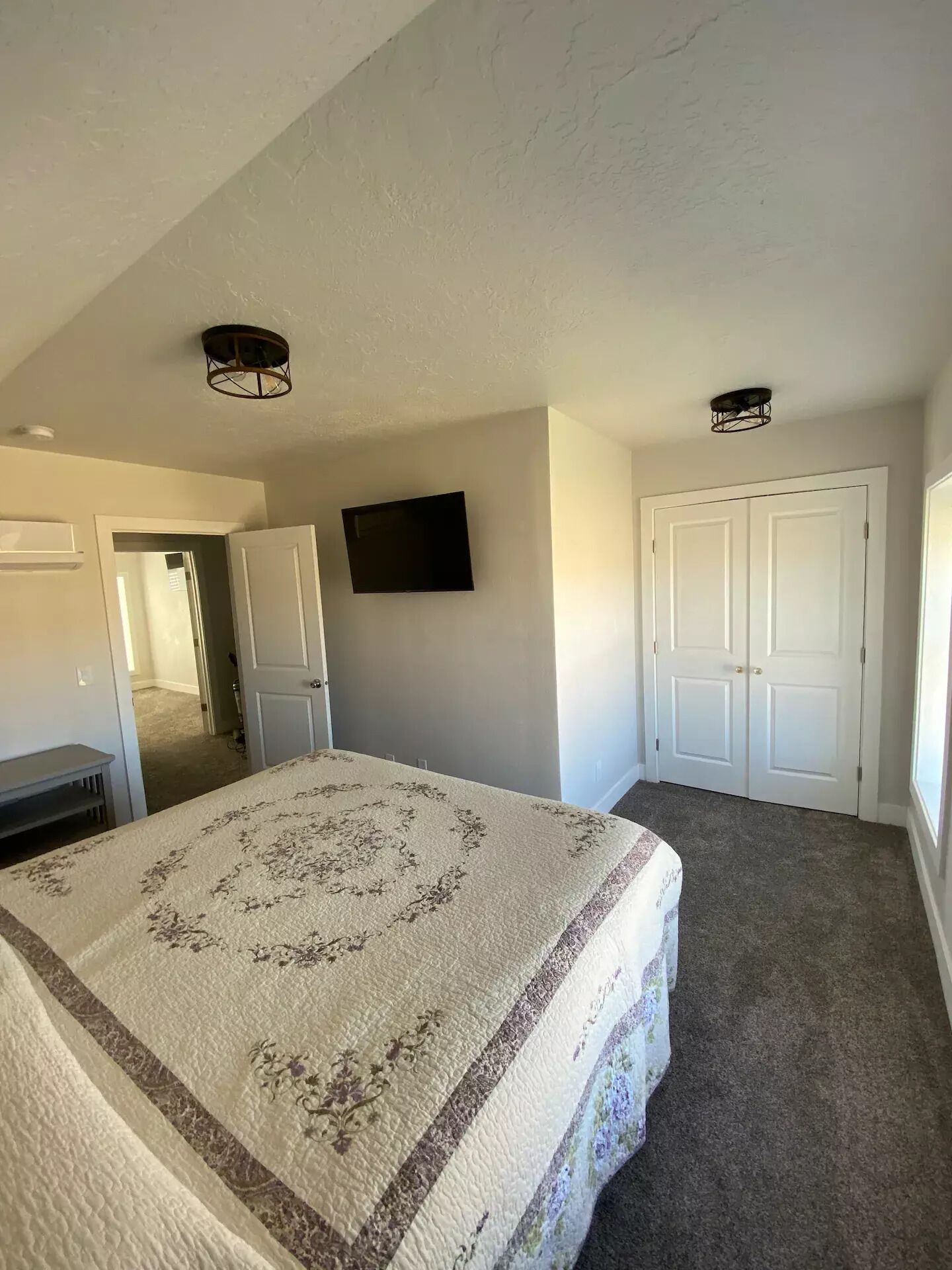 4 soverom, strykejern/-brett, wi-fi og sengetøy