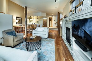 TV, fireplace, DVD player