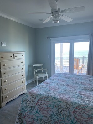 6 bedrooms, iron/ironing board, free WiFi, bed sheets