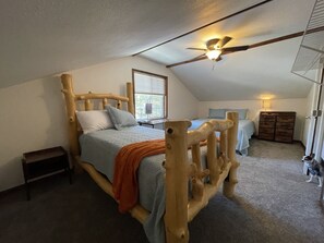 2 dormitorios, escritorio, tabla de planchar con plancha y wifi gratis