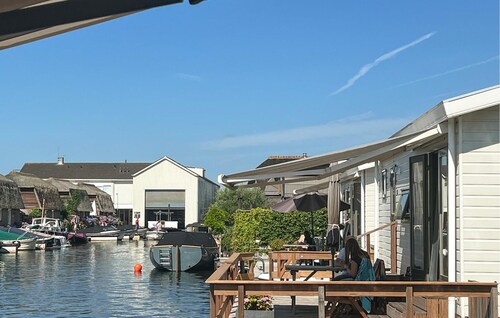 Maison au bord du lac à Breukelen