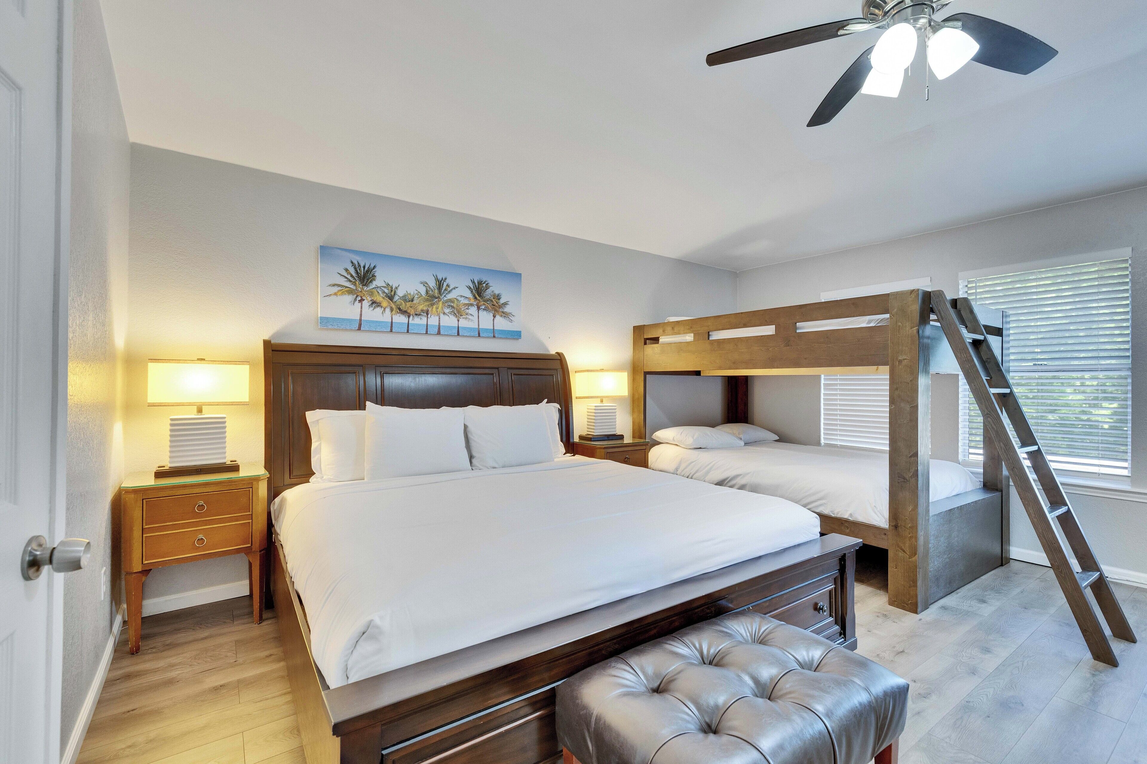 4 chambres, bureau, fer et planche à repasser, Wi-Fi gratuit