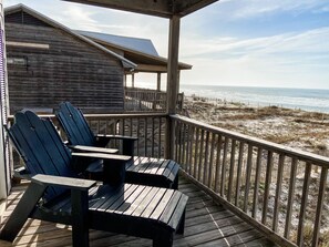 Property grounds - Pompano Palms....4 BR / 4 BA Directly On Private Beach! (Gulf Shores)