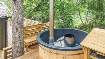 Bain à remous extérieur