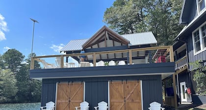 Lake Rabun Rental - Classic Waterside Home and Boathouse