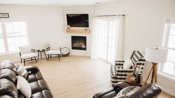 TV connectée, cheminée