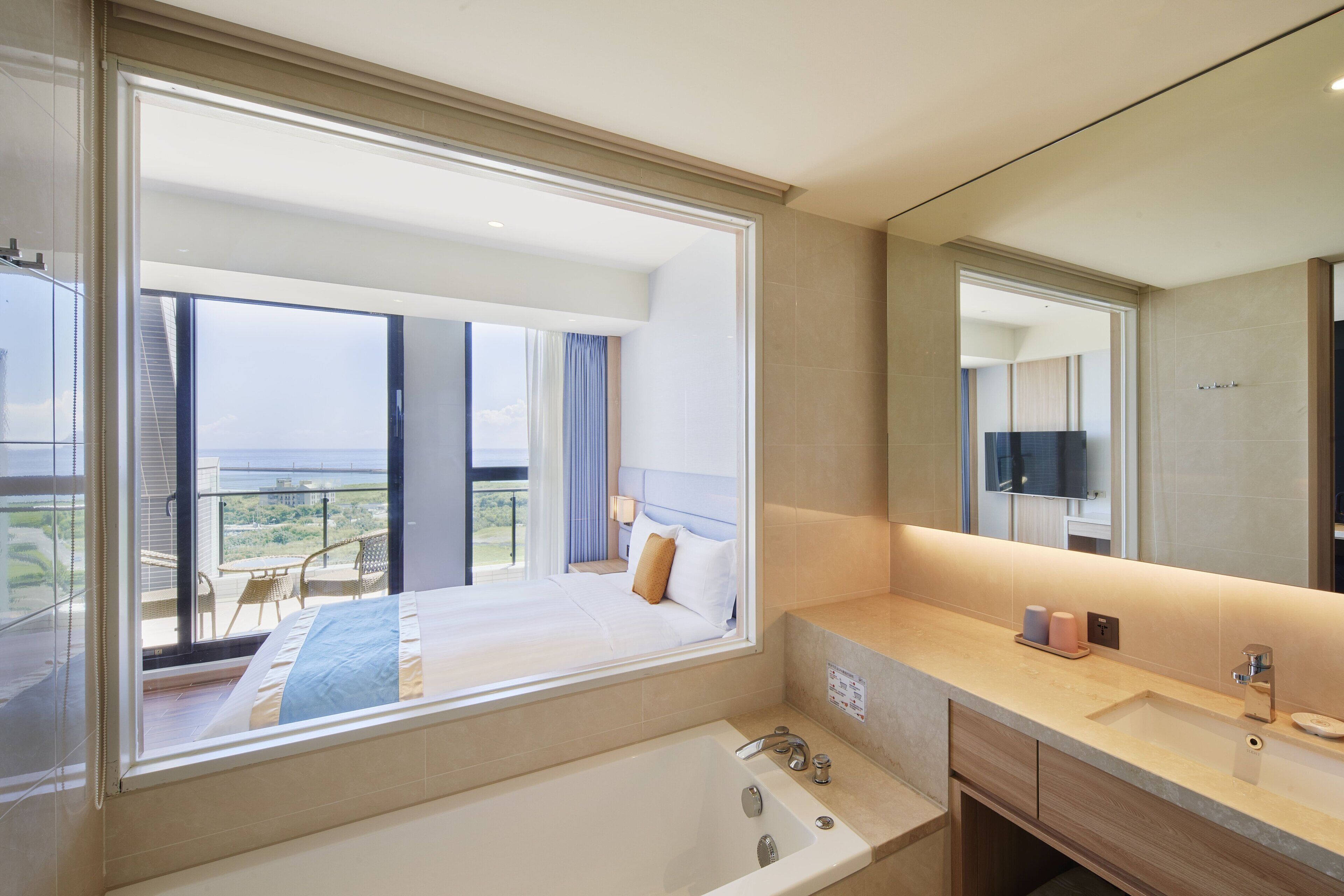 sea view elite room | bathroom | free toiletries, hair dryer, slippers, bidet