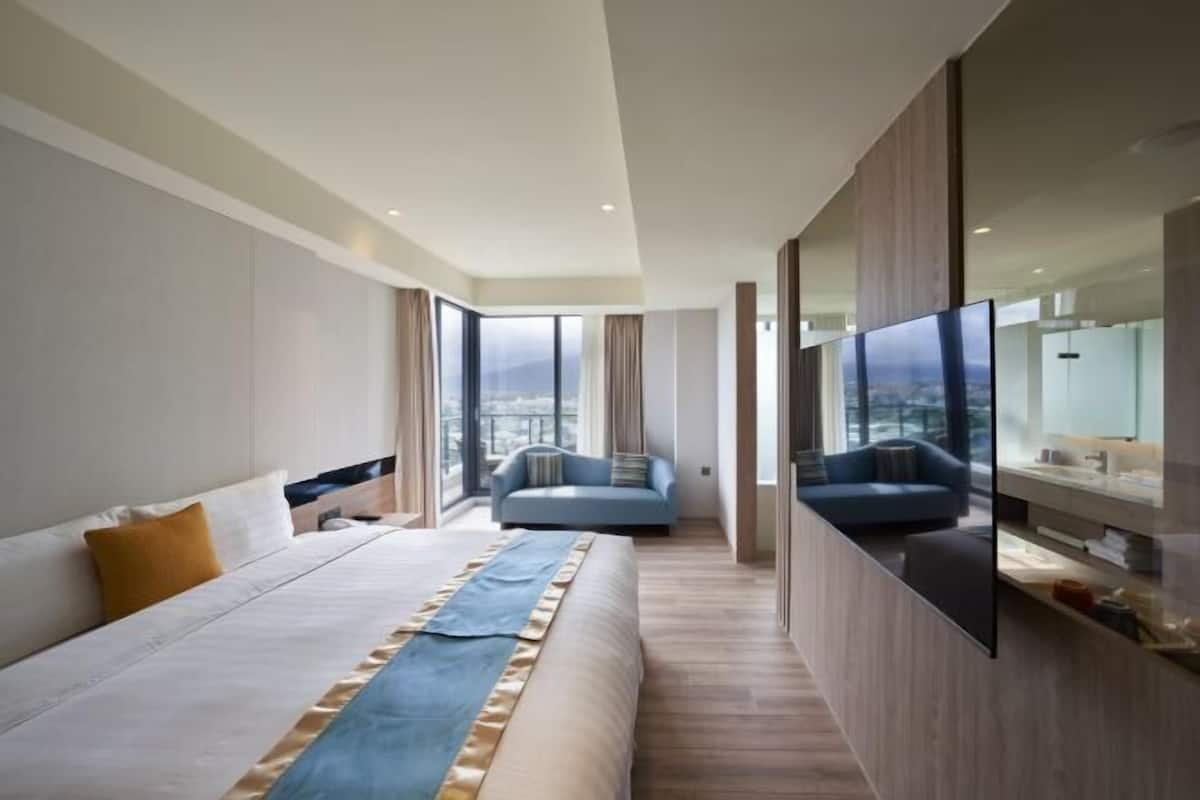 Ropa de cama de alta calidad y minibar