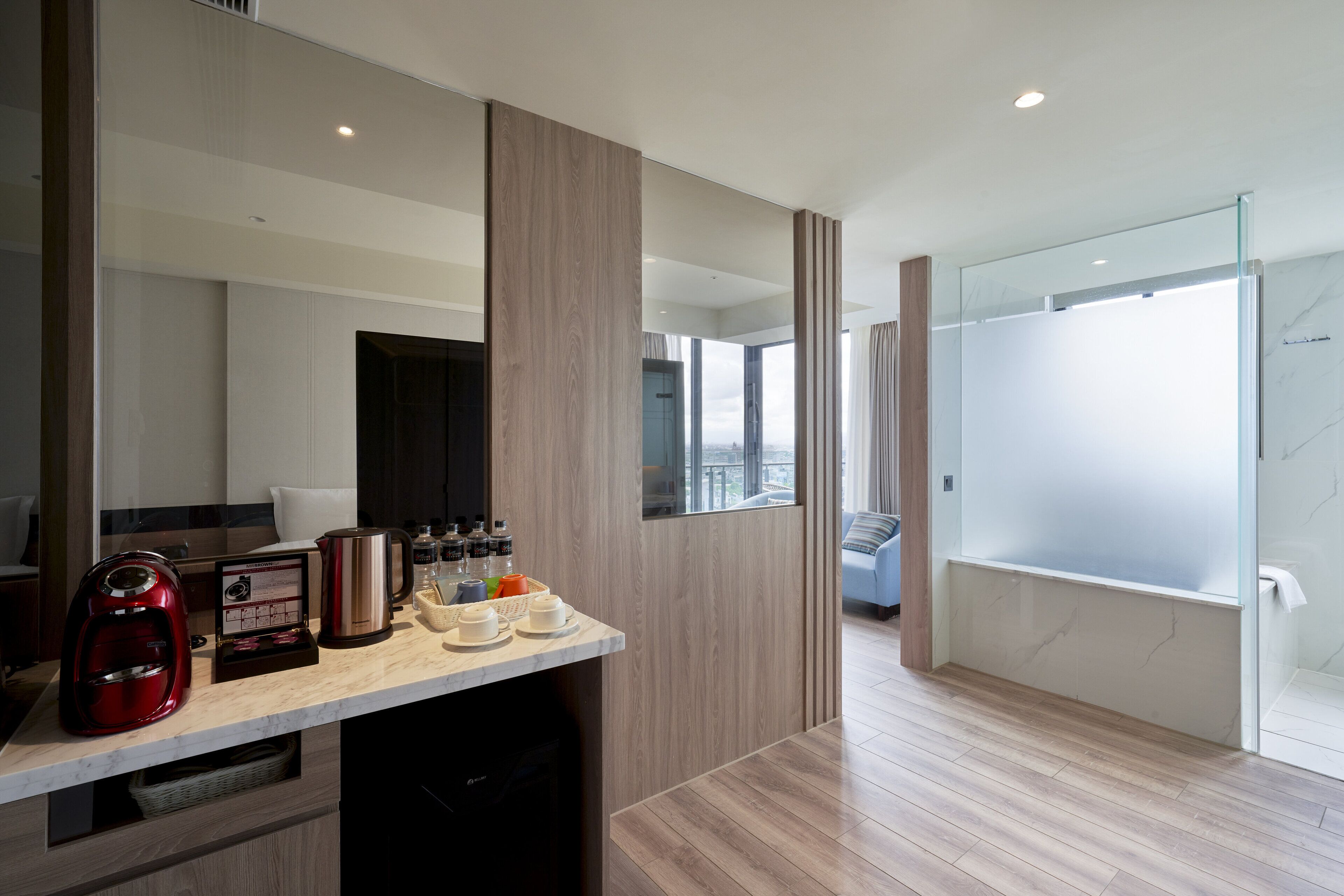 mountain view deluxe suite ii | bathroom | free toiletries, hair dryer, slippers, bidet