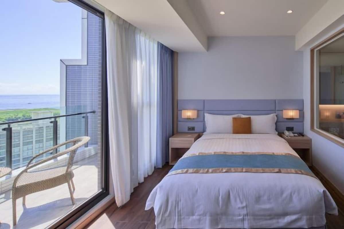 Ropa de cama de alta calidad y minibar