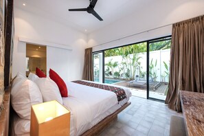 Deluxe Villa | 3 bedrooms, in-room safe, individually furnished, desk - Villa Angel (Seminyak)
