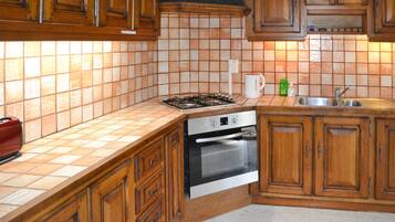 Réfrigérateur, plaque de cuisson