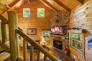 Smart TV, fireplace, video games, books - Log Cabin, UTK/Neyland, Smokies, 16acres, FP, HotTub, GameRoom, Fishing, Pets (Knoxville)