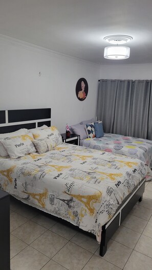 3 habitaciones, tabla de planchar con plancha y wifi gratis