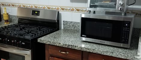 Fridge, microwave, oven, stovetop