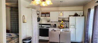 Outdoor opportunities around in Prescott; Hiking, Kayaking or star gazing