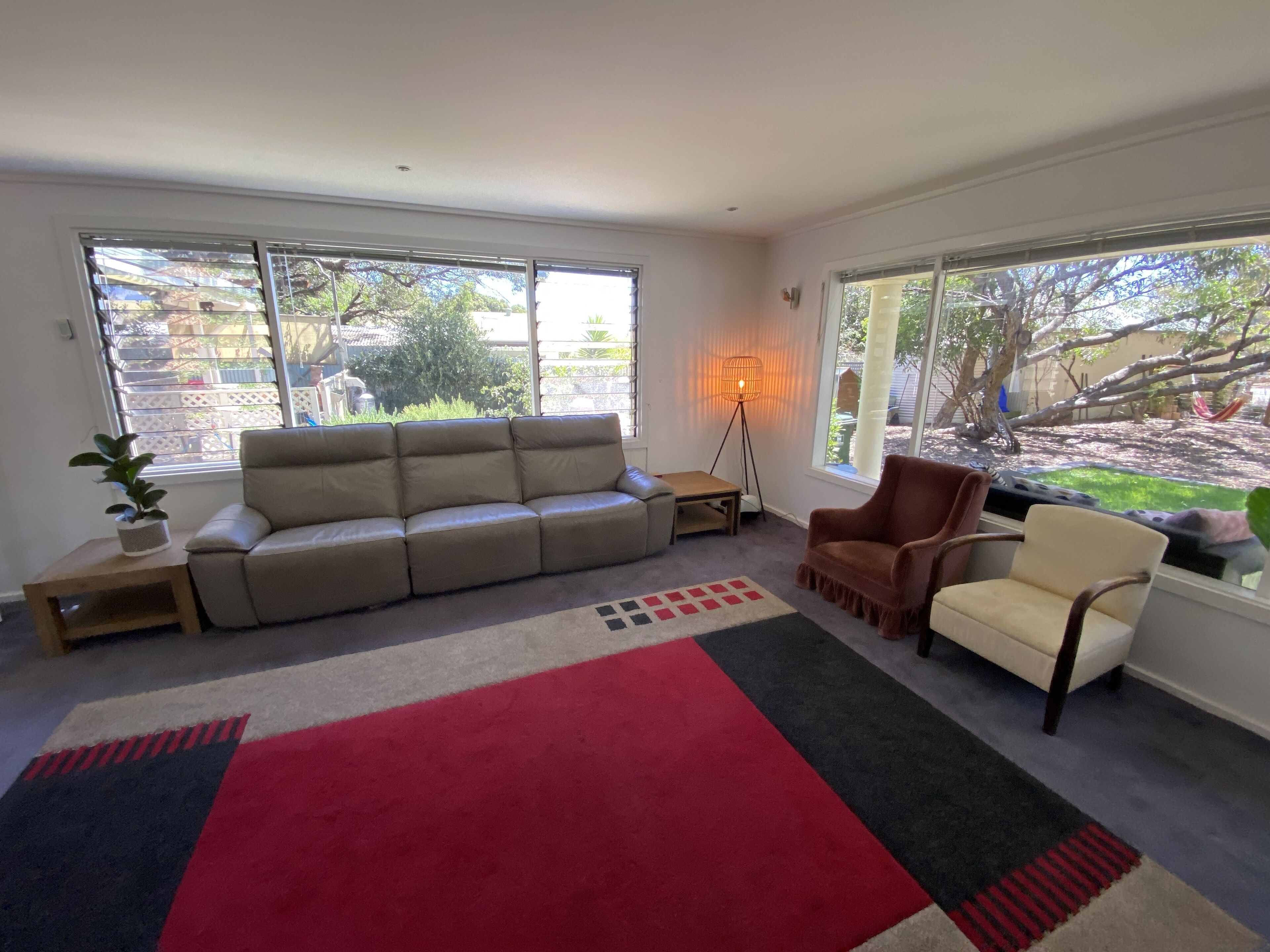 Sanctuary on Morgan - Nestled between the scrub and the ocean 