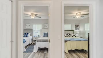 3 bedrooms, iron/ironing board, travel crib, free WiFi