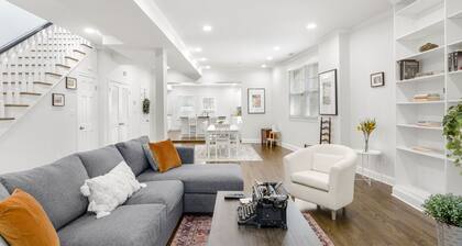 Book with us ⭐️3 bd 2.5 ba in Historic Washington DC Home