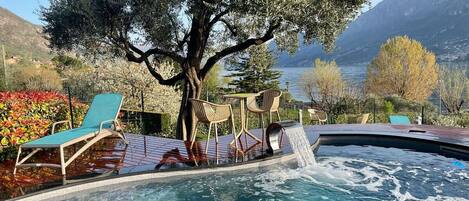 Piscine extérieure, piscine chauffée