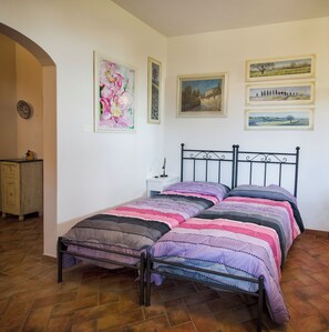 1 bedroom, soundproofing, iron/ironing board, free WiFi