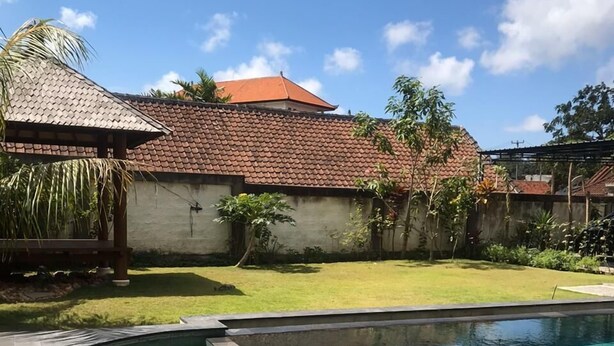 Biệt thự (4 Bedrooms) | Ban công