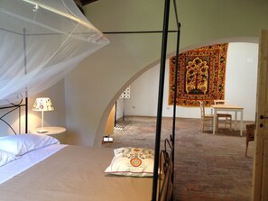15 bedrooms, iron/ironing board, travel cot, WiFi