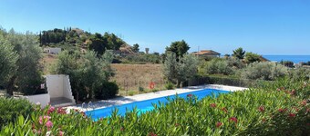 公寓 - 可住 2 人 & 游泳池  