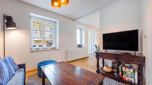 Apartment (1 ul. Parkowa 26) | Living area | Flat-screen TV
