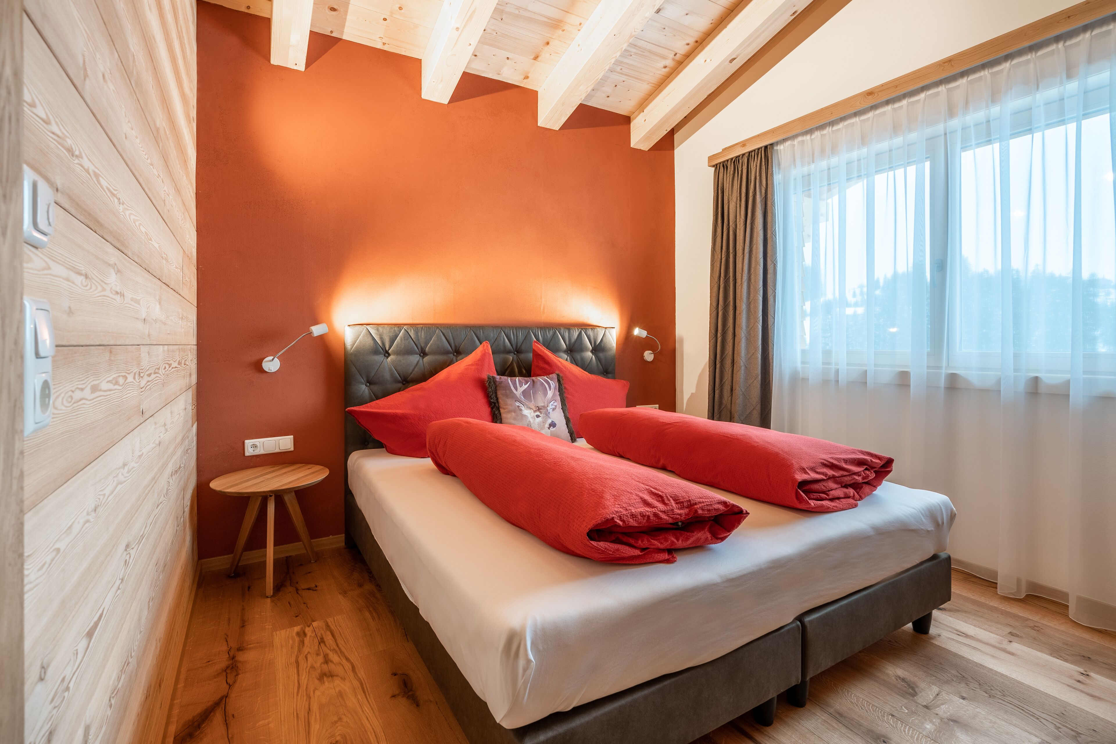 Superior Apartment (incl. EUR 50 cleaning fee) | Premium bedding, soundproofing, free WiFi, bed sheets
