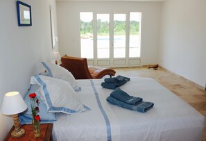 4 camere, ferro/asse da stiro, Wi-Fi, lenzuola