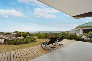 Interior - Blueview on Silversand (Betty's Bay)