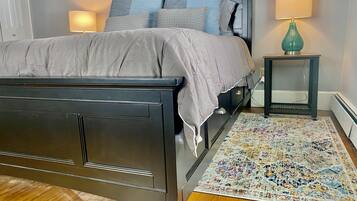 4 Schlafzimmer, Bügeleisen/Bügelbrett, kostenloses WLAN, Bettwäsche