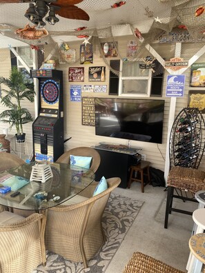 تناول الطعام بالخارج