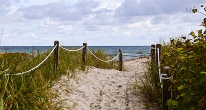 Hillsboro Beach Resort by Kasa