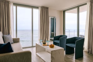Superior Suite, 1 King Bed with Sofa bed, Ocean View | Beach/ocean view