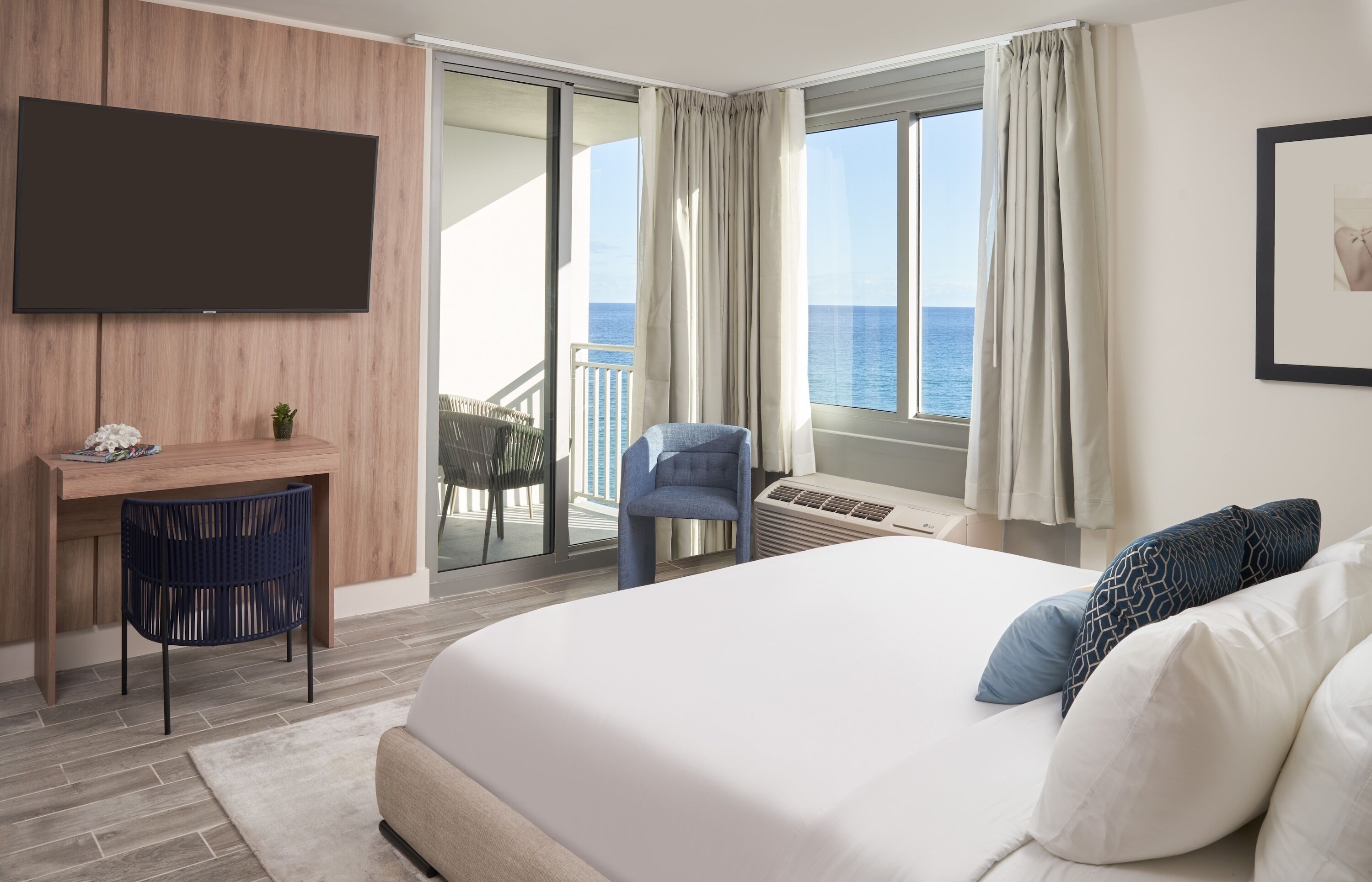 King Room, Partial Ocean View (Self Check-in) | Beach/ocean view