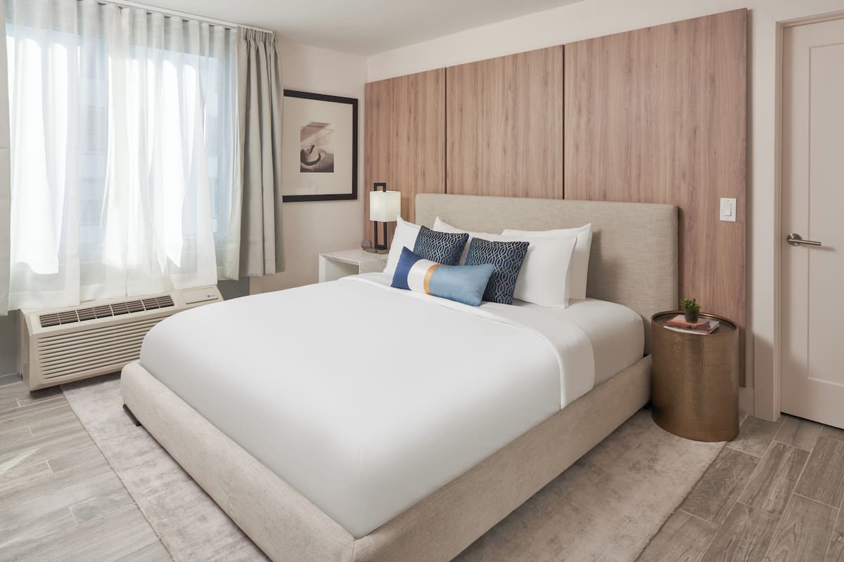 1 bedroom, individually decorated, individually furnished, bed sheets